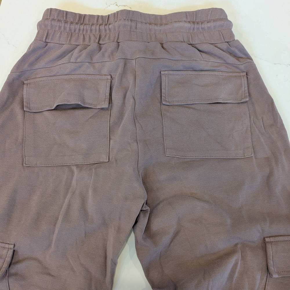 Alphalete Mauve Identity Cargo Joggers